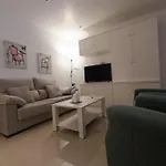 En Casa De Leonor